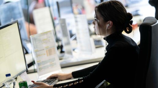 Sachbearbeiterin Document Operations