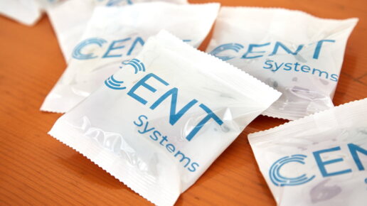 Sechs CENT Gummibärchen auf dem Tisch